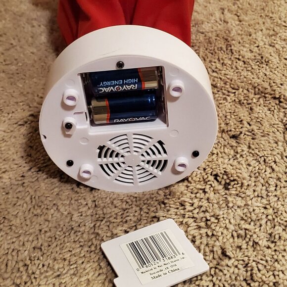 Vintage Holiday Time Musical and Illuminated Animated Figure Santa Claus - Picture 8 of 11